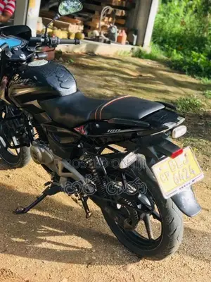 Bajaj 180 2016 Motorbike (Used)