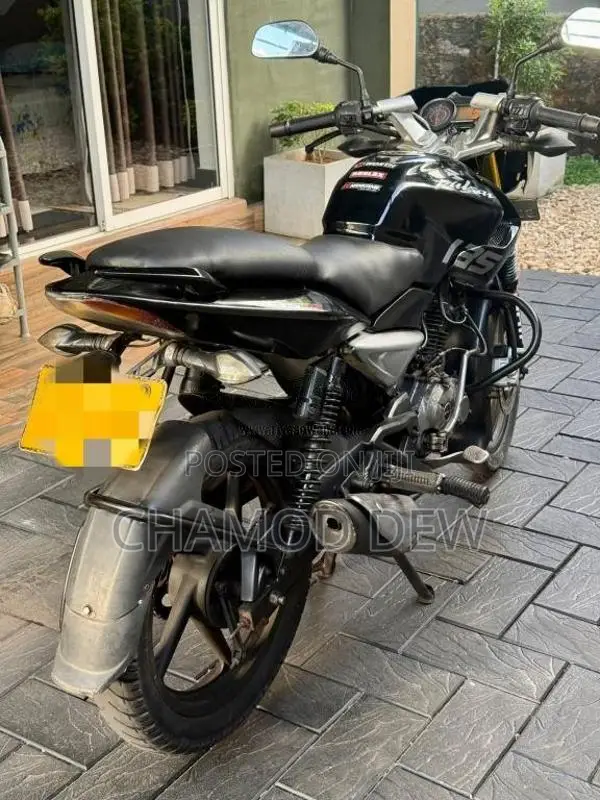 Bajaj Pulsar 135 2011 Motorbike (Used)