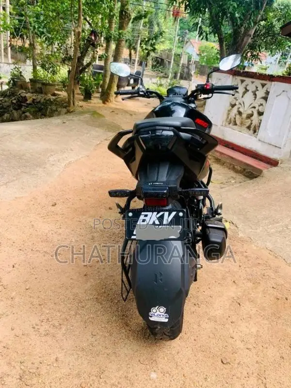 Hero Hunk 2026 Motorbike (Used)