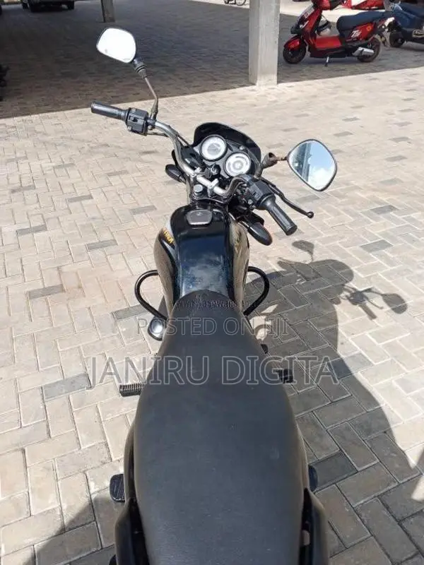 Bajaj Platina 2017 Motorbike (Used)