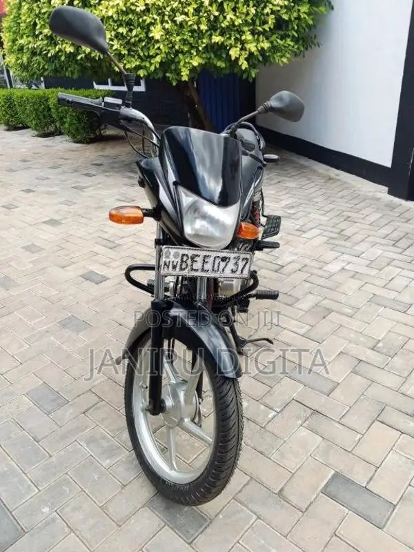 Bajaj Platina 2017 Motorbike (Used)