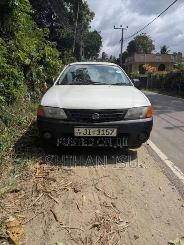 Nissan Y11 Ad Wagon 2001 Car (Used)