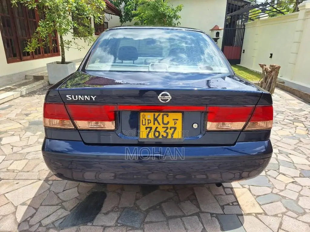 Nissan FB15 2003 Car (Used)