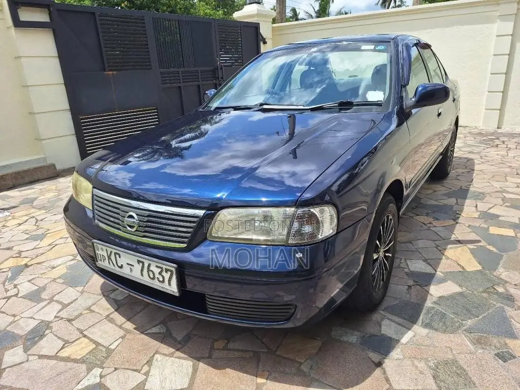 Nissan FB15 2003 Car (Used)
