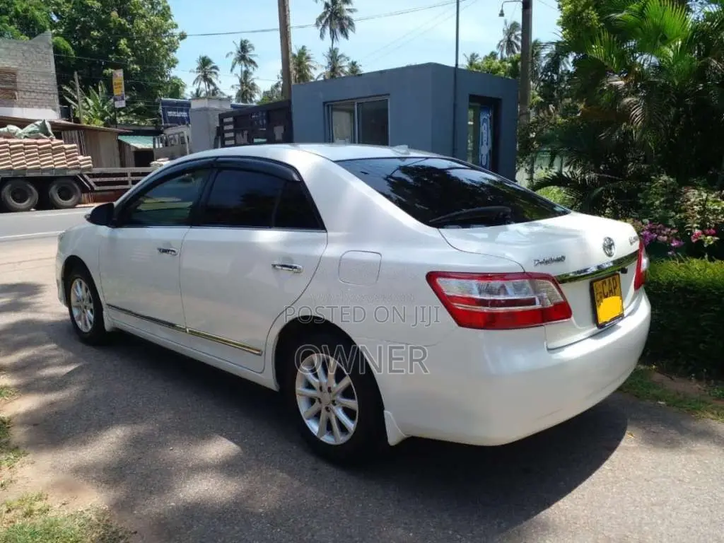 Toyota Premio 2015 Car (Used)