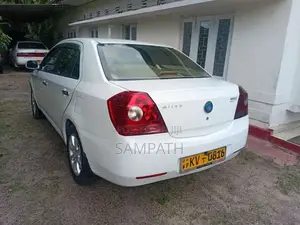 Micro MX7 2013 Car (Used)