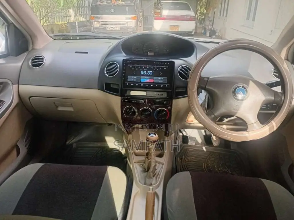 Micro MX7 2013 Car (Used)