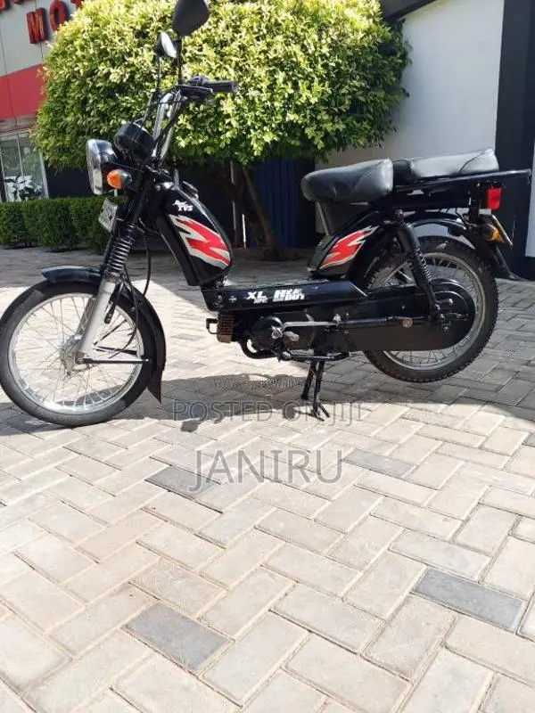 TVS Heavy Duty 2018 Motorbike (Used)