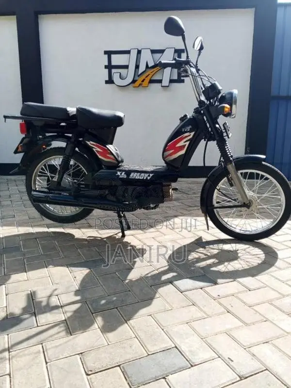 TVS Heavy Duty 2018 Motorbike (Used)