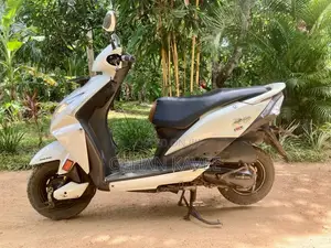 Honda Dio 2015 Motorbike (Used)