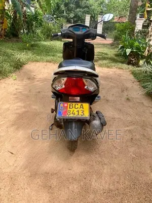 Honda Dio 2015 Motorbike (Used)
