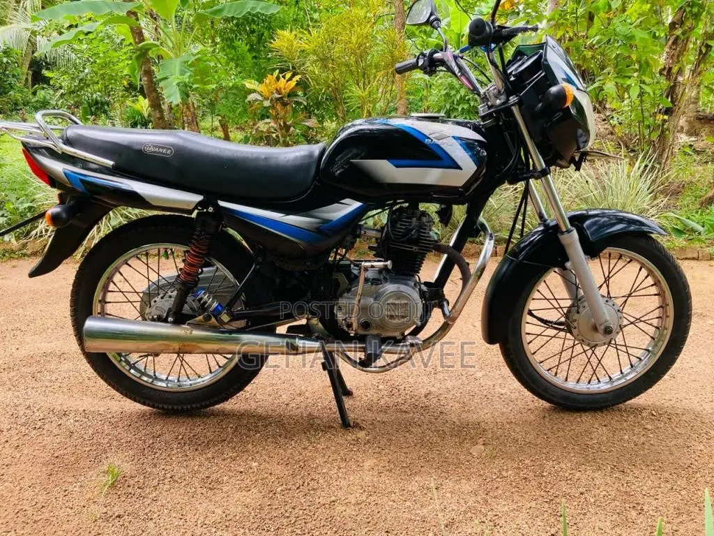 Bajaj CT-100 2011 Motorbike (Used)