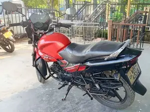 Hero-Honda Glamour 2011 Motorbike (Used)