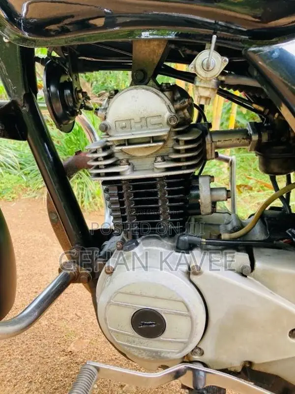Bajaj CT-100 2011 Motorbike (Used)