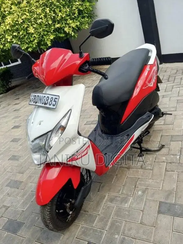Honda Dio 2017 Motorbike (Used)