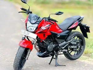 Hero Hunk 2019 Motorbike (Used)