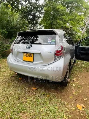 Toyota Aqua 2013 Car (Used)