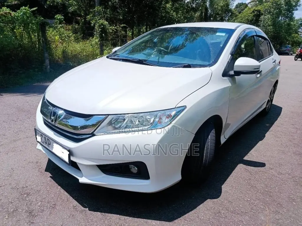 Honda Grace Ex 2014 Car (Used)