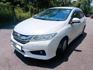 Honda Grace Ex 2014 Car (Used)