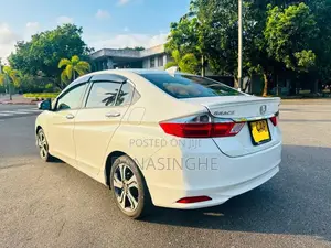 Honda Grace Ex 2014 Car (Used)