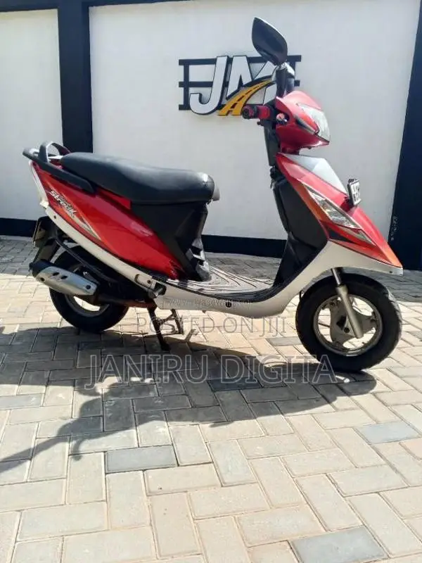 TVS Scooty Streak 2015 Motorbike (Used)