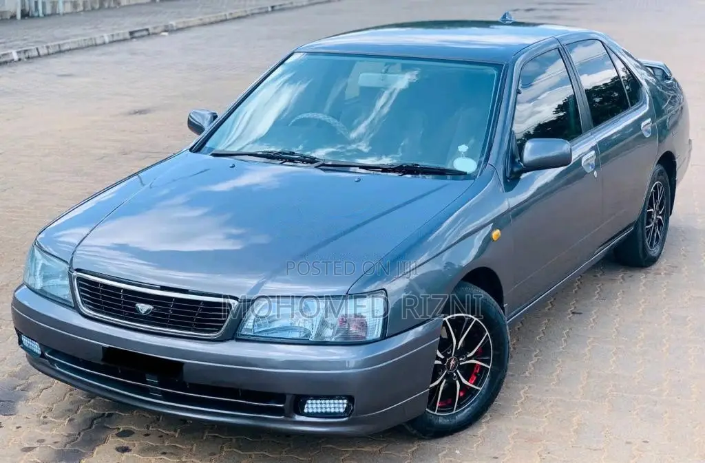 Nissan Bluebird 1999 Car (Used)