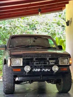 Nissan D21 1983 Pickup (Used)