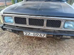 Nissan Nissan 1980 Pickup (Used)