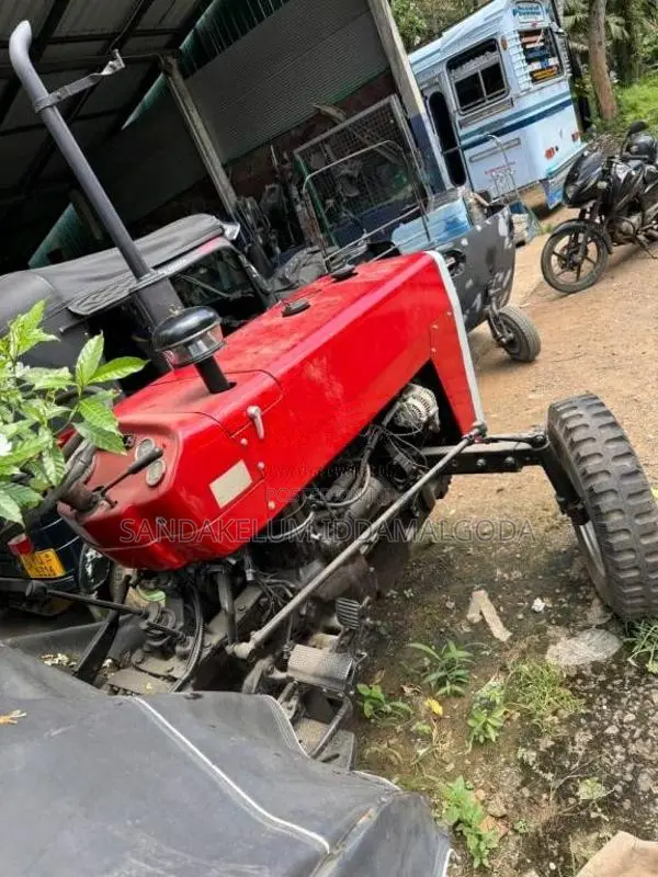 Mitsubishi 240S 2000 Tractor (Used)