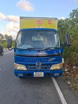 Toyota Toyoace 1992 Lorry (Used)