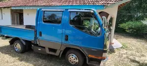 Mitsubishi CrewCab 2002 Crew Cab (Used)