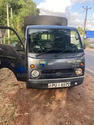 Tata Dimo Batta 2012 Lorry (Used)