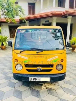 Tata Dimo Batta 2011 Lorry (Used)
