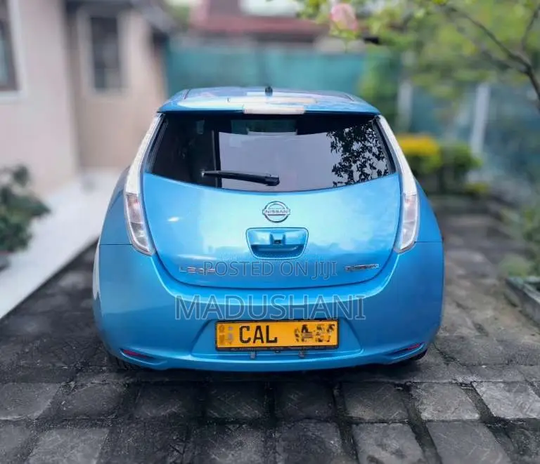 Nissan Leaf G Grade 2013 Car (Used)