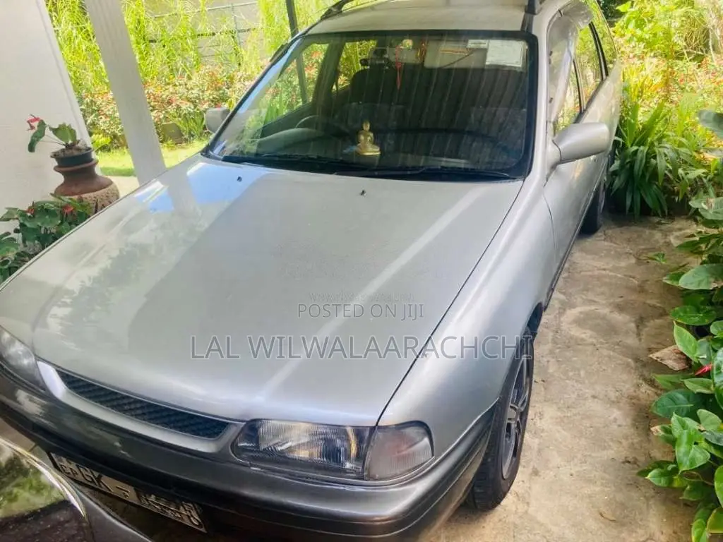 Nissan Wingroad 2009 Car (Used)