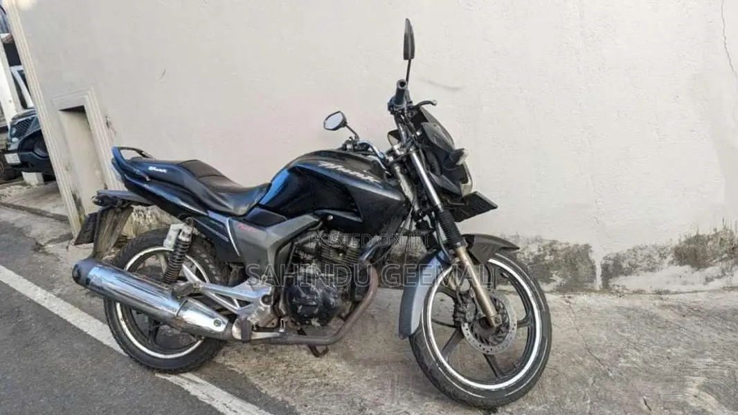 Hero Hunk 2009 Motorbike (Used)