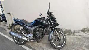 Hero Hunk 2009 Motorbike (Used)