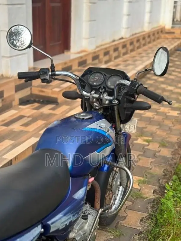 Bajaj CT-100 2010 Motorbike (Used)
