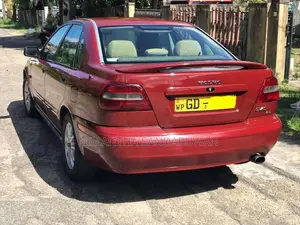 Volvo S40 2000 Car (Used)