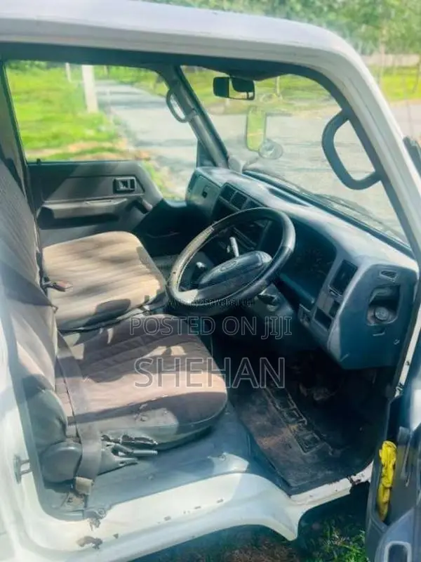 Toyota Toyoace 2000 Crew Cab (Used)