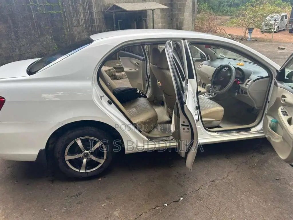 Toyota Axio 2008 Car (Used)