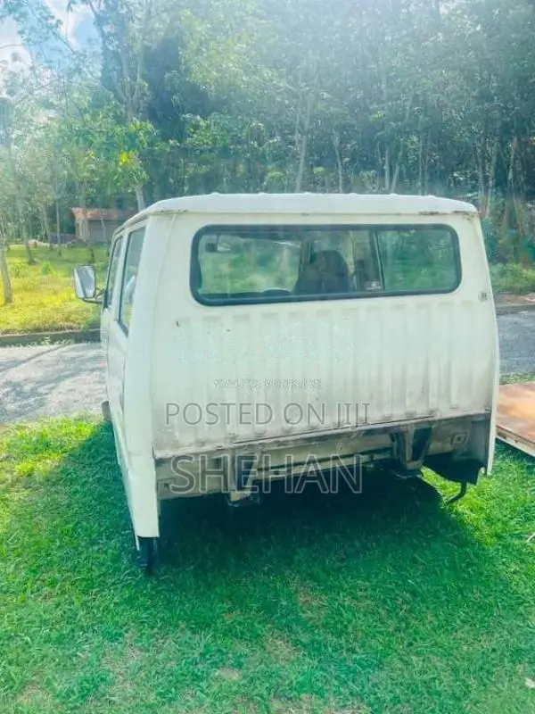 Toyota Toyoace 2000 Crew Cab (Used)