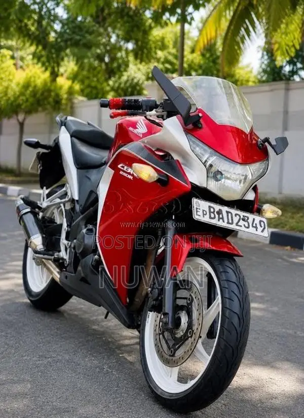 Honda CBR 250 2013 Motorbike (Used)
