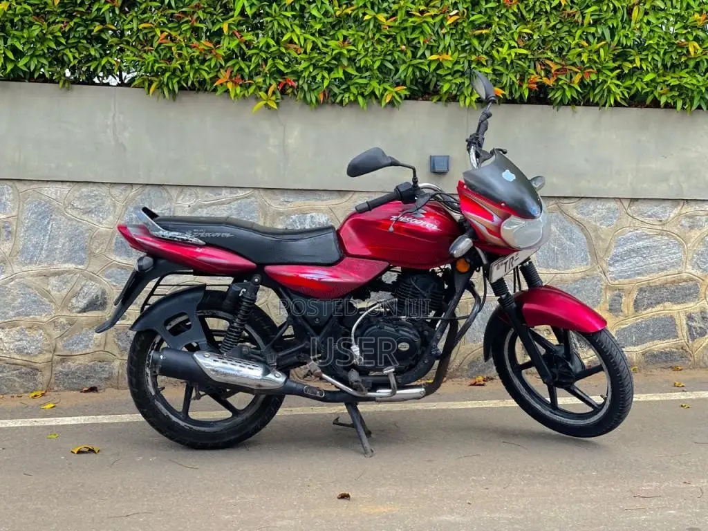 Bajaj Discover 2008 Motorbike (Used)
