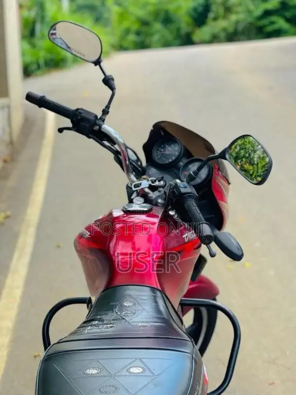 Bajaj Discover 2008 Motorbike (Used)