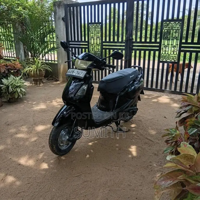 Hero-Honda Pelsar 2011 Motorbike (Used)