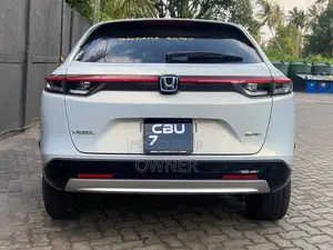 Honda VEZEL Z GRADE 2023 SUV (Used)