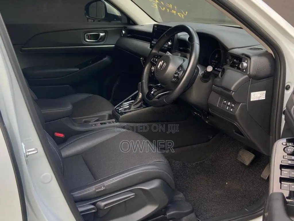 Honda VEZEL Z GRADE 2023 SUV (Used)