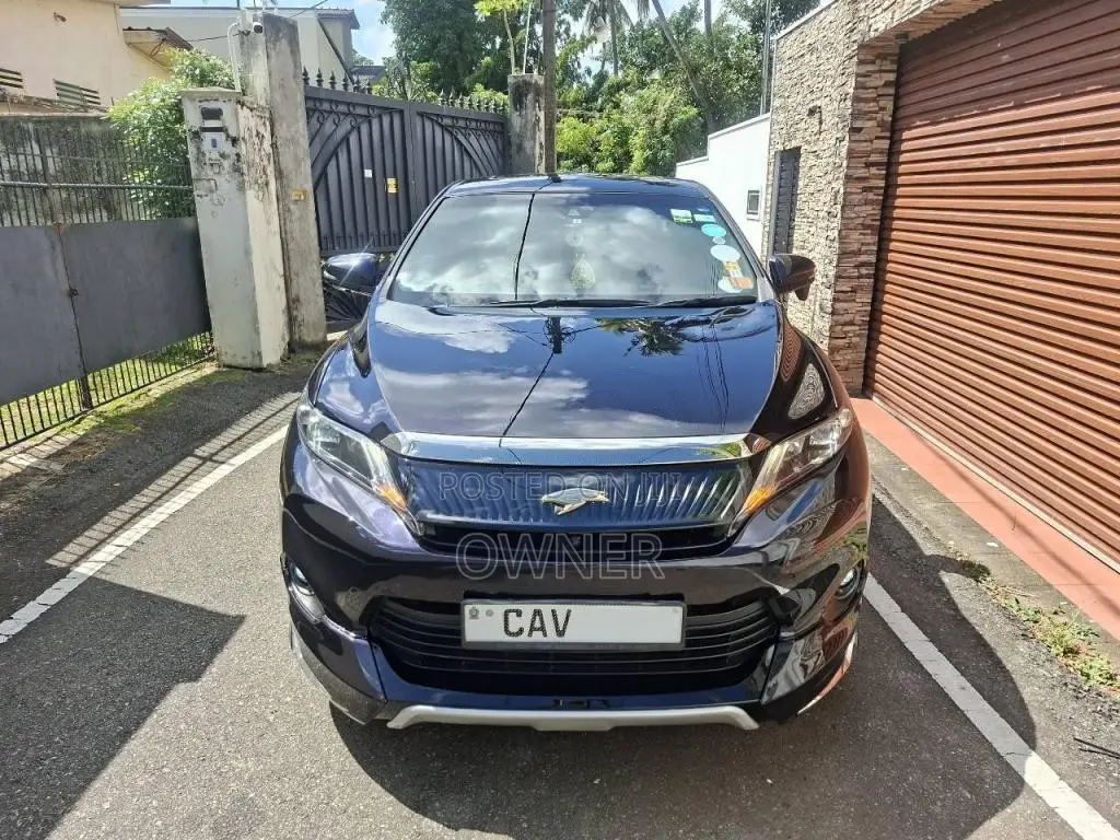 Toyota Harrier Advance Premium Plus 2017 SUV (Used)