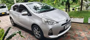 Toyota Aqua 2013 Car (Used)